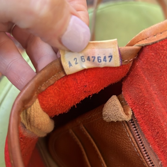 Red Vintage Dooney & Bourke Crossbody - Picture 7 of 13